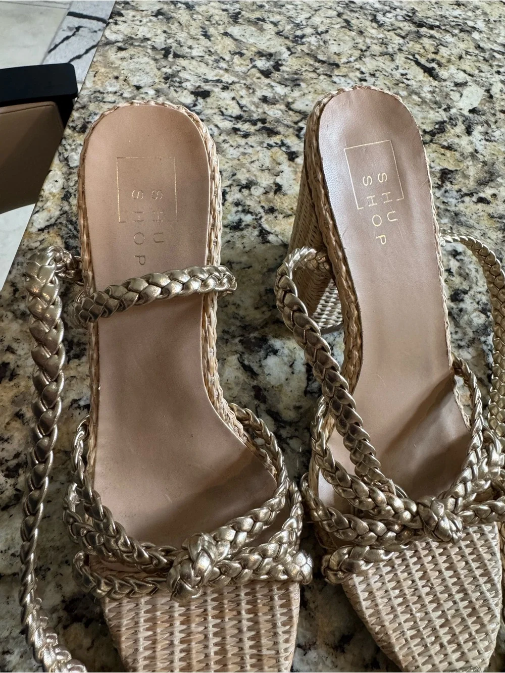 SHU SHOP Helen Gold Braided Raffia Block Heel Sandals